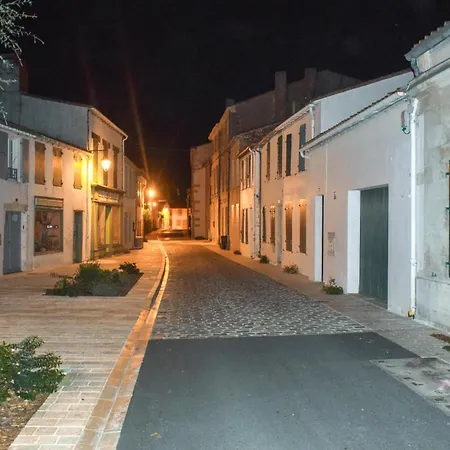 Amazing In La Rochelle With Kitchen Apartment La Rochelle (Charente-Maritime)